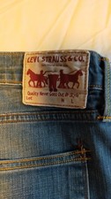 Levis 504