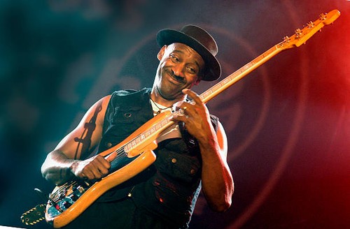Bass player marcus - bass, miller