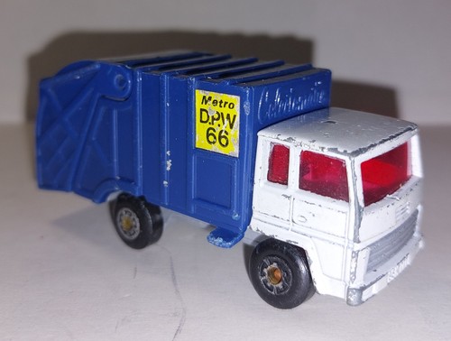 Matchbox refuse truck - matchbox, no