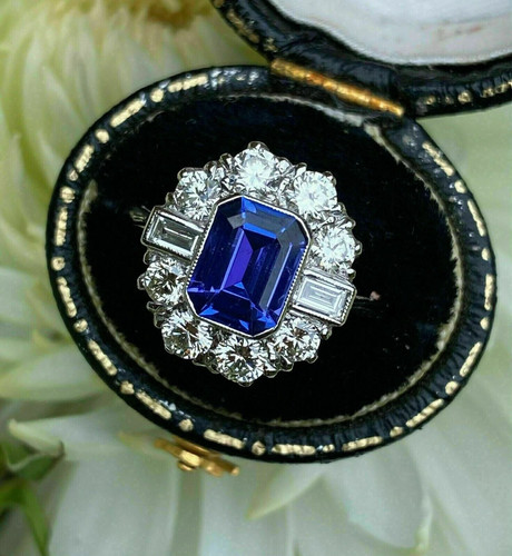 Emerald cut blue - ct,