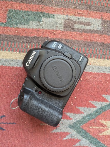 Canon eos mark digital - mark,