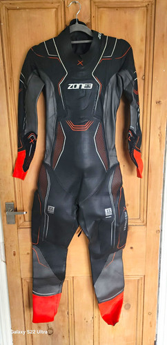 Zone3 vanquish wetsuit - x,