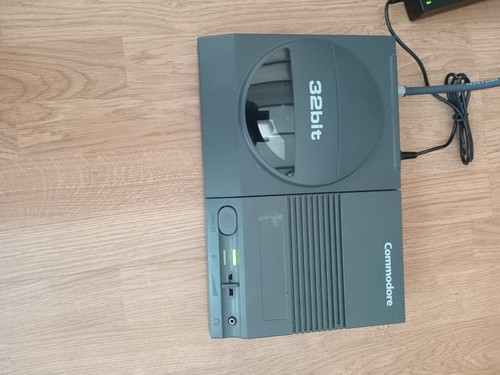 Amiga cd32 console and power - console,