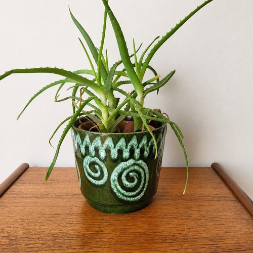 Lovely vintage green glazed - lovely,