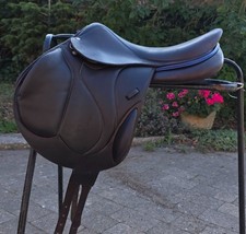 Devoucoux Chiberta 18 Inch 2A Jump saddle