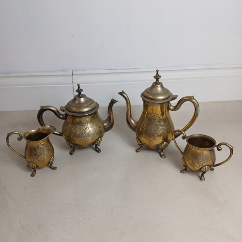 Vintage four footed engrved - vintage,