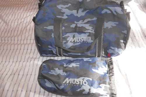 Musto genoa small - genoa, carry