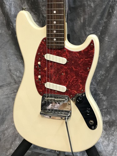 Fender japan mg66 mustang - japan],