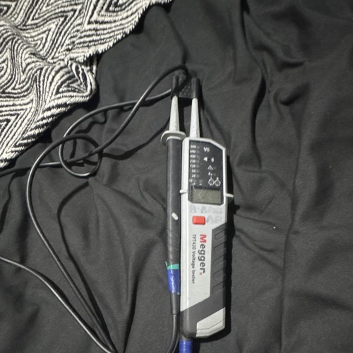 Megger tpt420 two pole contact - two-pole,