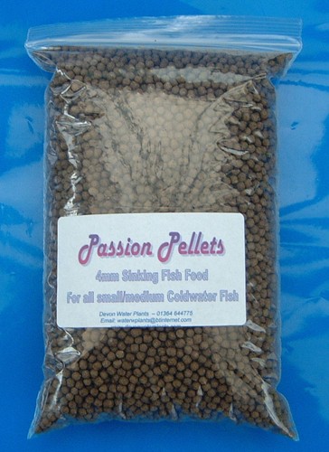 Sinking pond pellets fish - sinking,
