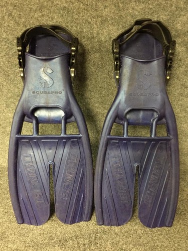 Scubapro scuba diving swimming - scuba,