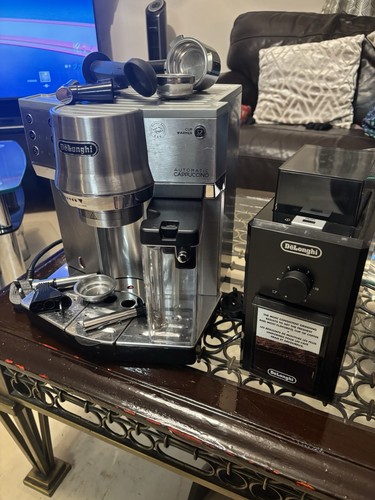 Delonghi coffee machine - coffee, and
