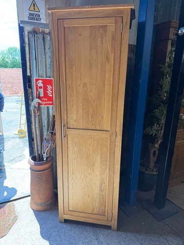 Single oak wardrobe - single,