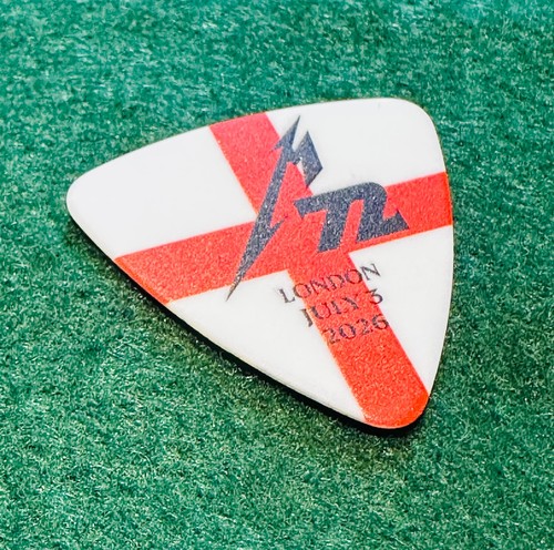 Guitar pick metallica - guitar,