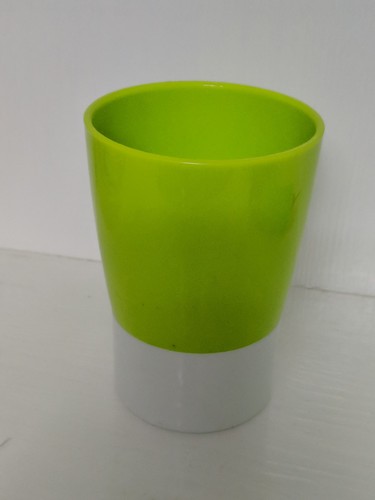 Green plastic plant pot - green,