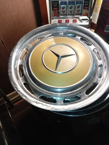 Vintage mercedes inch hub - 14,
