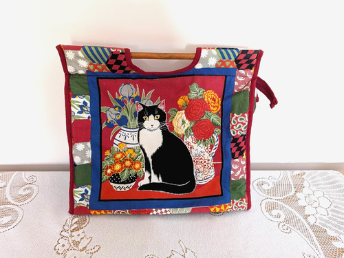 Vintage zipped knitting bag - zipped,