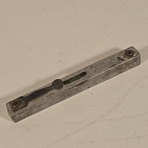 Machinist pocket level - pocket,