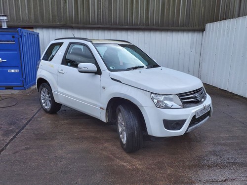 Suzuki grand vitara 2012 - suzuki,