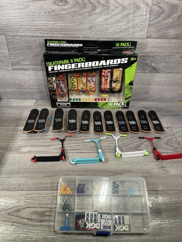 Tech deck toy skateboard - tech,