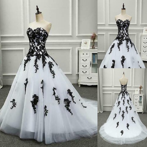 Gothic black white - black,