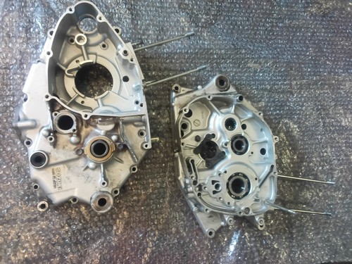 Suzuki gn125 engine cases - suzuki,