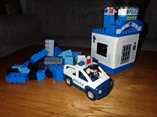 LEGO DUPLO Police Station Car