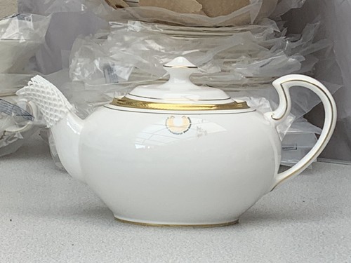 Aynsley belleek mcmanus - aynsley,