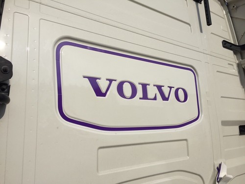 Volvo rear cab sticker - rear,