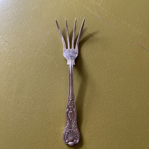Vintage kings pattern splayed - kings,