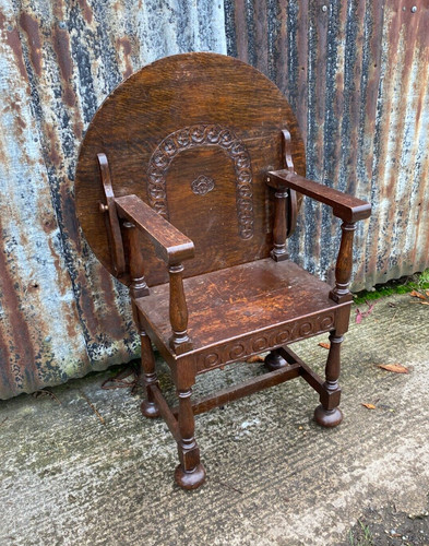 Vintage carved oak monks seat - carved,