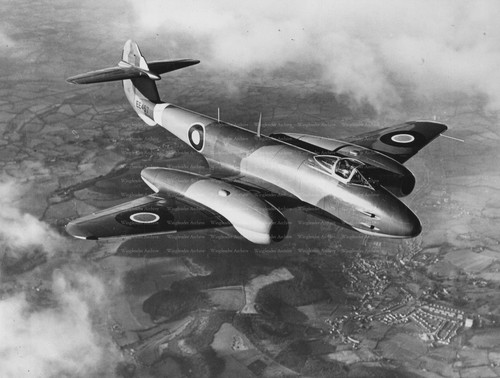 Gloster meteor original - meteor,