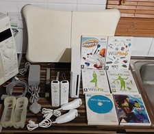 Nintendo Wii Console Bundle 2