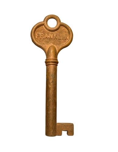 Antique franklin barrel - barrel, key