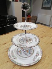 Wedgwood KUTANI CRANE three tier cake stand