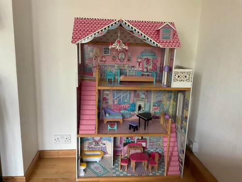 Barbie doll house - doll,