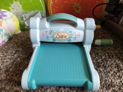 Sizzix big shot die cutting - sizzix,
