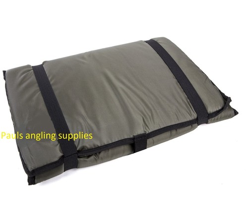 Padded carp fishing unhooking - ,