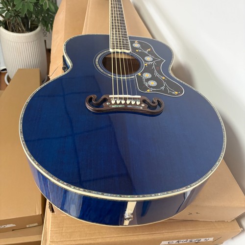 Jumbo acoustic guitar solid - jumbo,