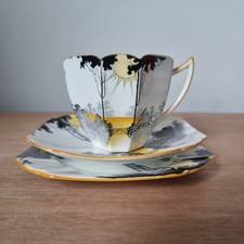 Shelley Queen Anne shape Tall