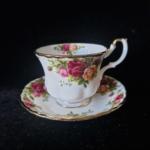 Vintage royal albert - vintage, bone