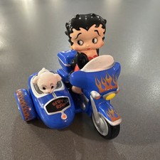 Betty Boop Hearst - Motorbike
