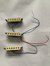 3x Strat Stratocaster Style