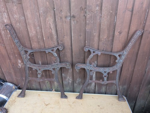 Vintage cast iron garden - cast,