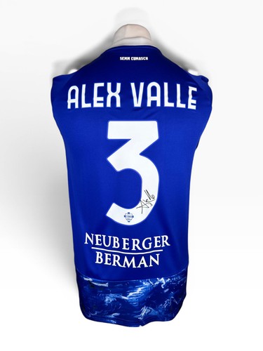 Signed alex valle - valle,