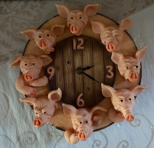 Rare pig wall clock - rare,