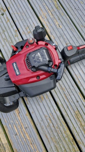 Petrol hedge trimmer - petrol,