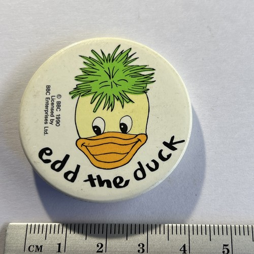 Collectible pin badge edd the - badge,