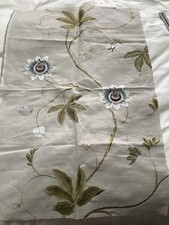 Sanderson Passion Vine Sage