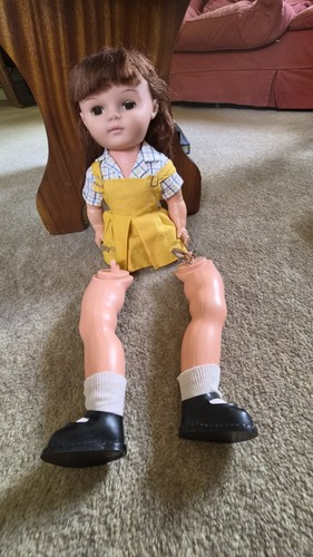 Vintage walking sleeping doll - sleeping,